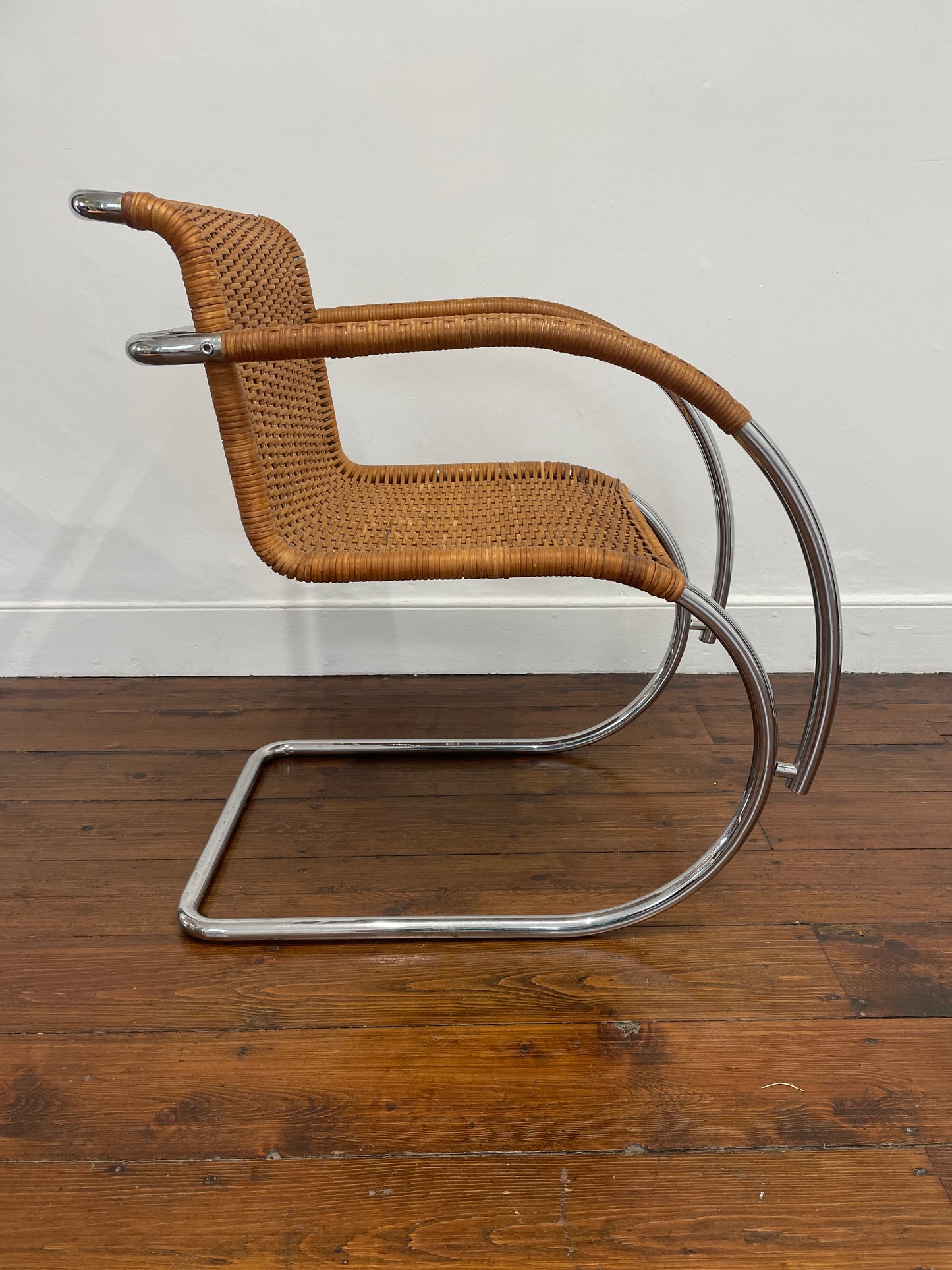 MR20 Mies van der Rohe Chair