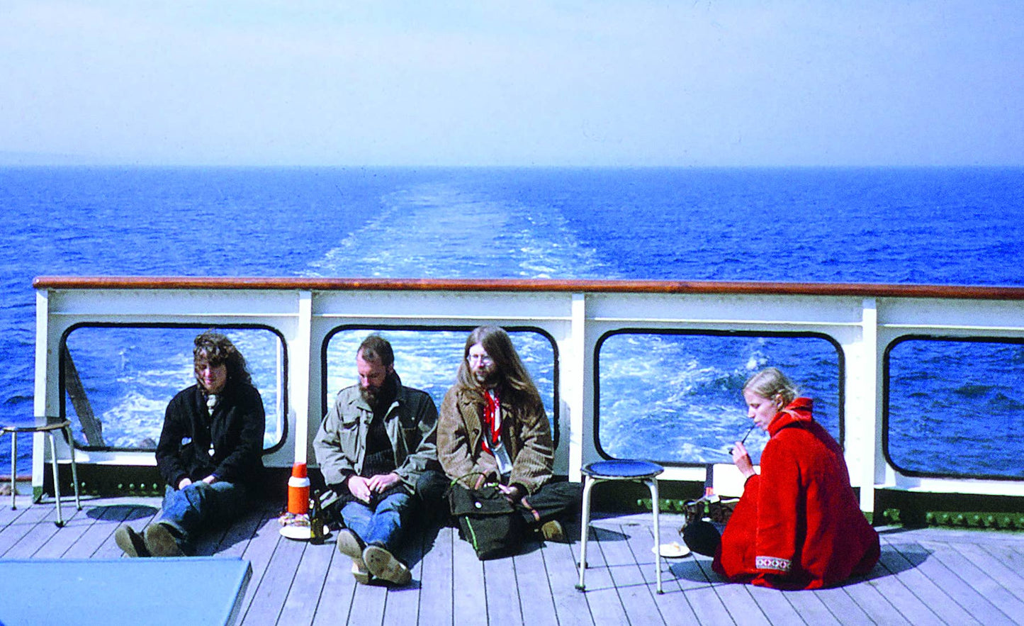 Träd, Gräs och Stenar: A Collective History