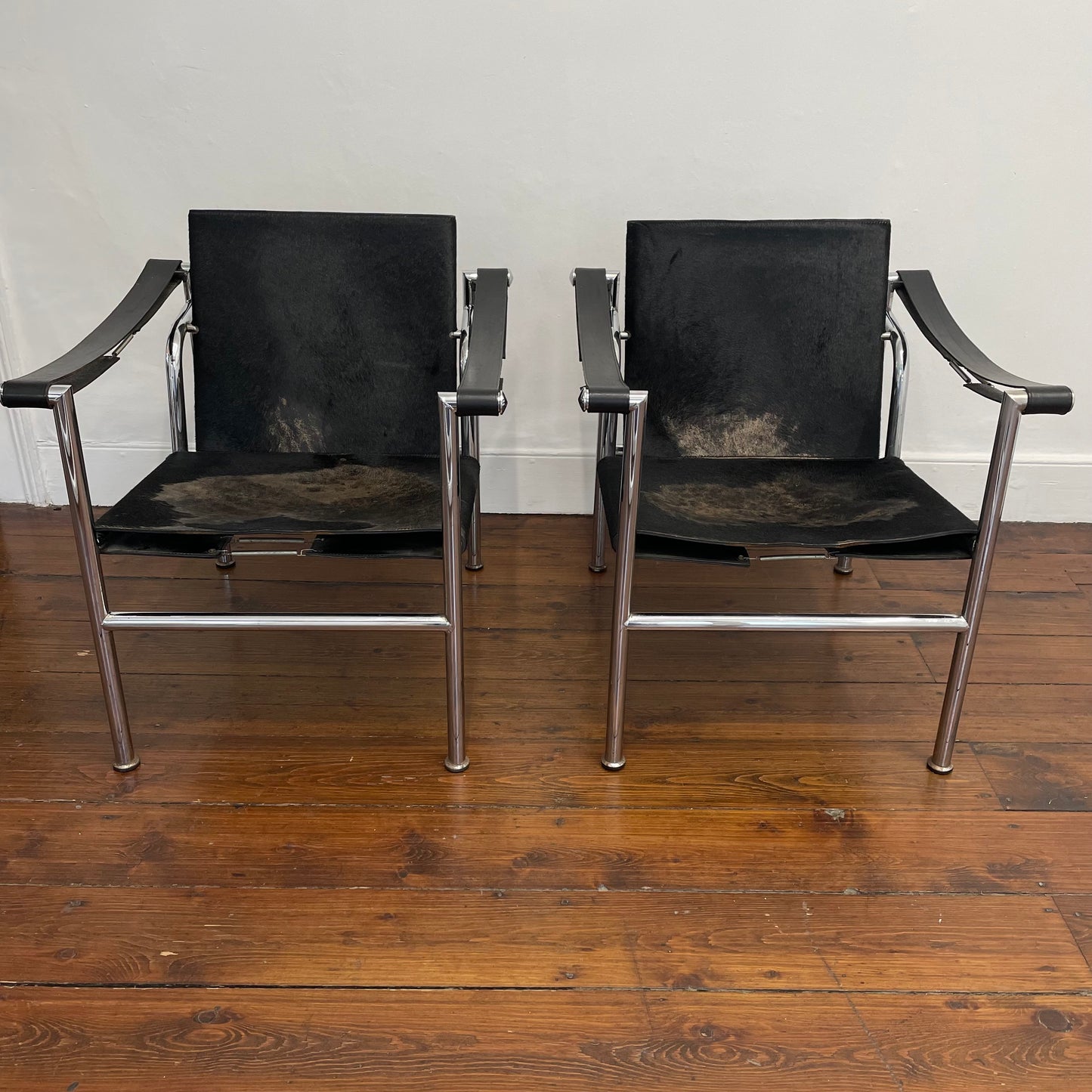 IN STORE: Corbusier Sling Chairs